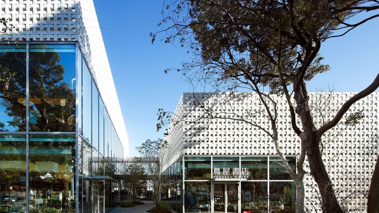 TSUTAYA Careers: Your Comprehensive Guide to Jobs at Japan’s Favorite Bookstore and Media Rental Chain